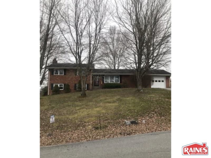 110 Forest Hill Dr, Pearisburg, VA 24134 House Rental in Pearisburg