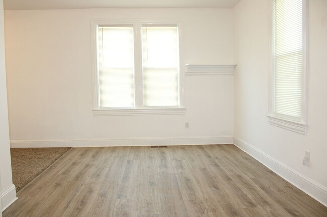 Foto del edificio - 8655 Century Farms Rd