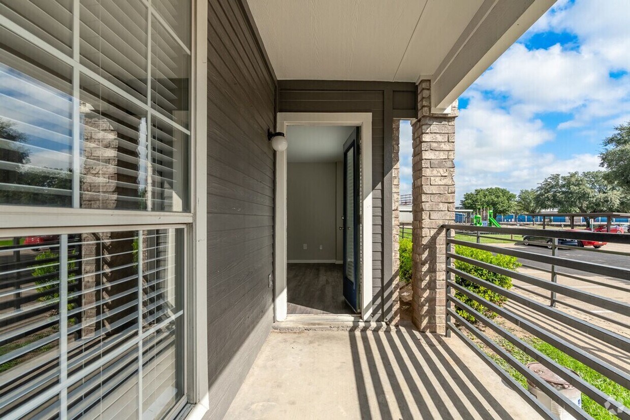 Primary Photo - Newly Renovated 1/1 Apartment in the Heart of Midlothian - APPLY TODAY!