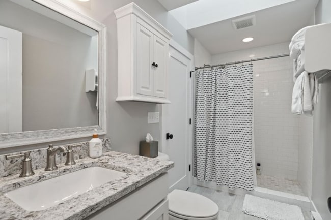 Building Photo - 419 S 3rd St W