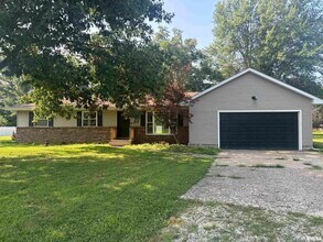 Building Photo - 13427 N Dover Ln