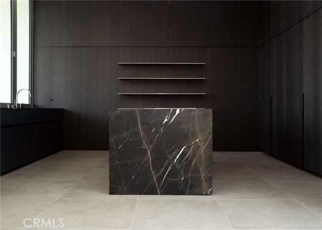 Foto del edificio - 838 Kings Rd