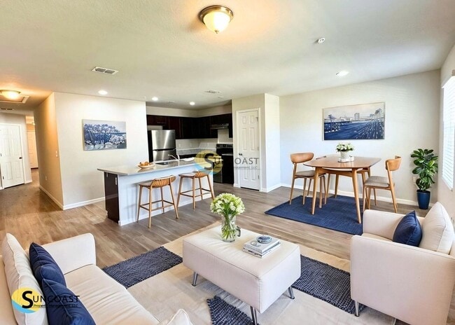 Building Photo - 6541 Sweetbay Ln