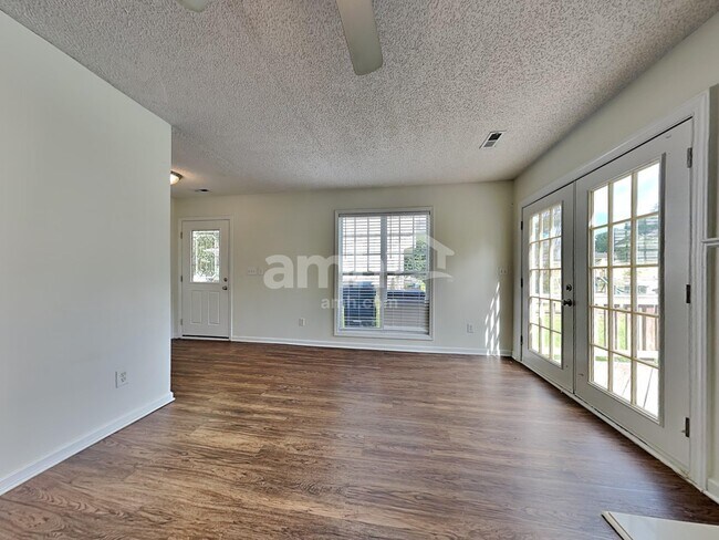 Foto del edificio - 7619 Prairie Rose Ln