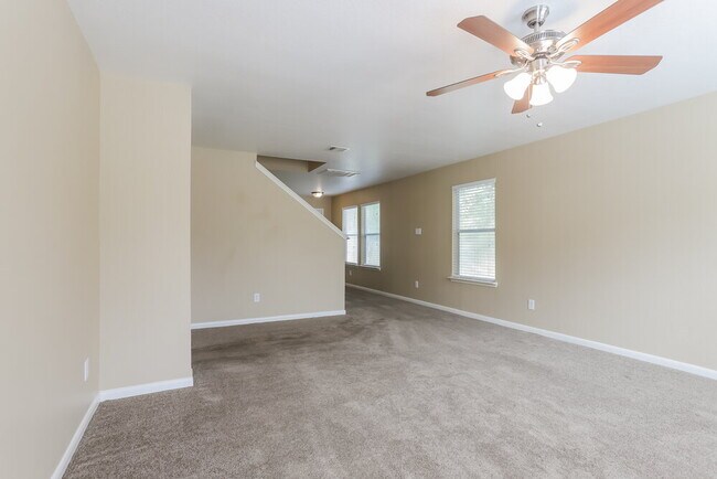 Foto del edificio - 20826 Bonham Park Ln