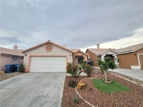 Building Photo - 8217 Broward Ln