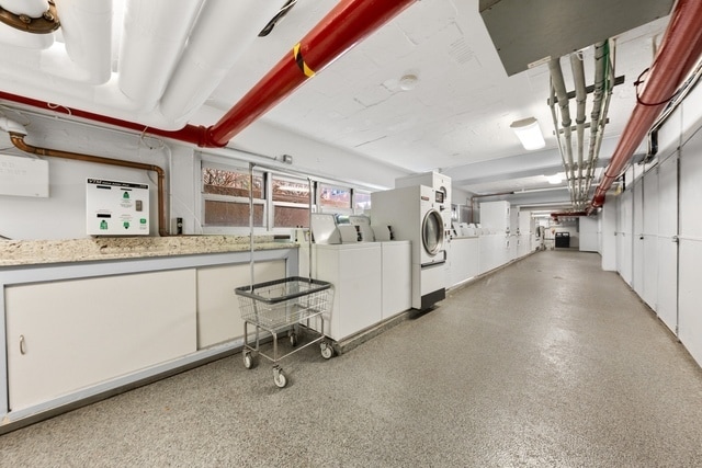 Building Photo - 4960 N Marine Dr