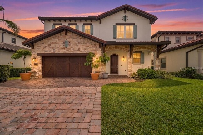 Building Photo - 10397 Royal Cypress Way