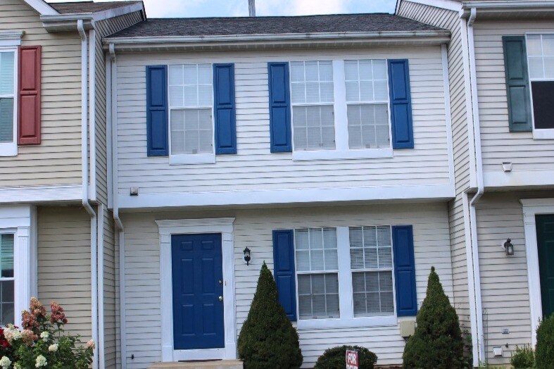 110 W Shetland Ct, Newark, DE 19711 Townhome Rentals in Newark DE