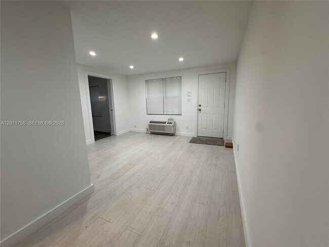 Foto del edificio - 5800 Taylor St