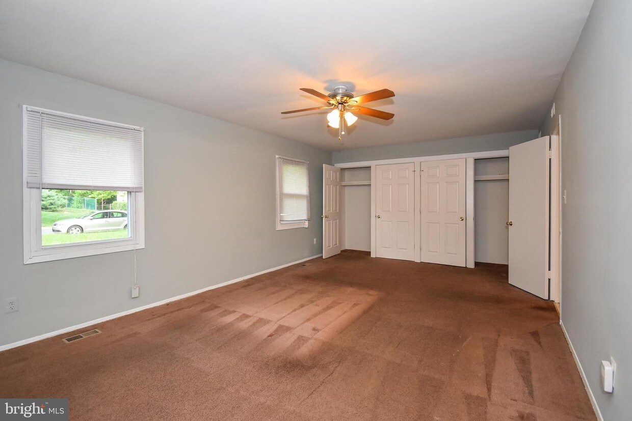 203 Club House Dr, Willingboro, NJ 08046 House Rental in Willingboro