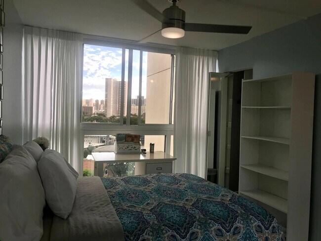 Foto del edificio - COME WORK-PLAY at the Consulate in Honolul...