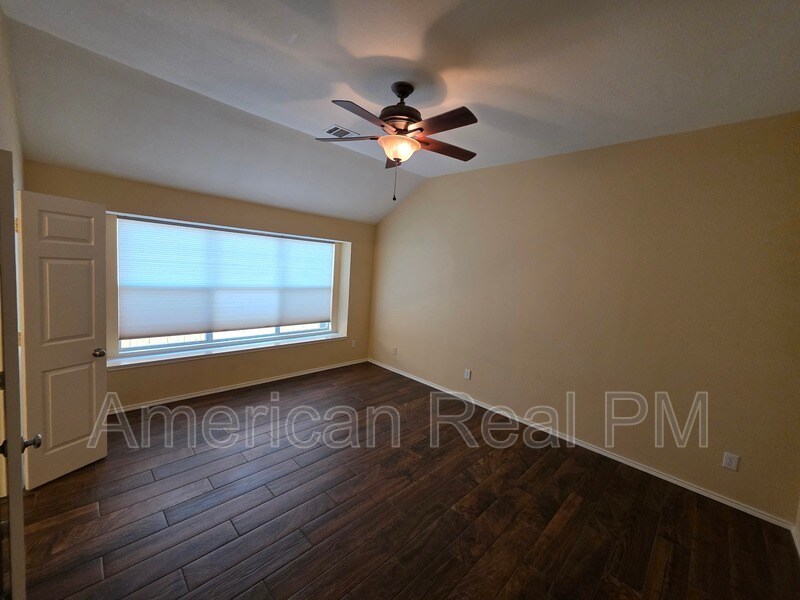 Foto principal - 1209 Shadow Lakes Blvd
