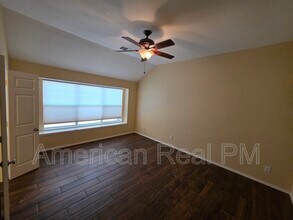 Building Photo - 1209 Shadow Lakes Blvd