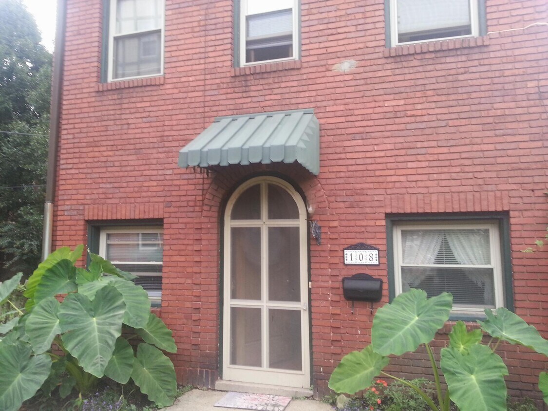 108 Bradford St, Charleston, WV 25301 House Rental in Charleston, WV