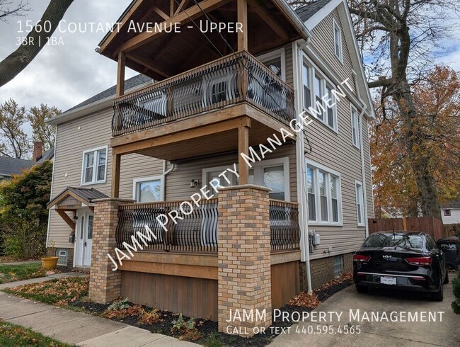 Building Photo - 3-bedroom Beautiful Upper Duplex Unit in L...