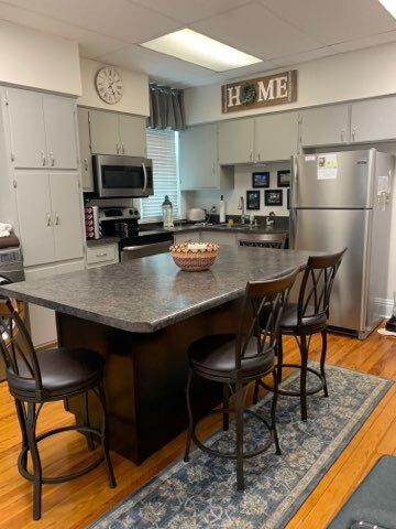 Kitchen - 637 N 3rd St