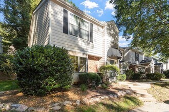 Building Photo - 7820 Falcon Rest Cir