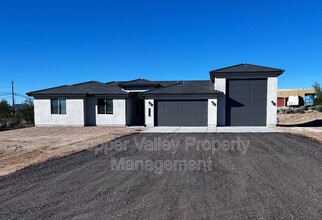 Building Photo - 38608 N 18th St