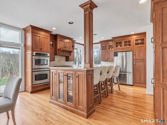 Foto del edificio - 553 Judd Rd