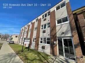Building Photo - 928 Howard Ave