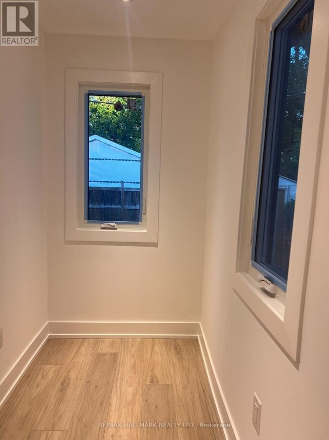 Building Photo - 709 Willard Ave