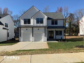 Building Photo - 11339 Tema Cir