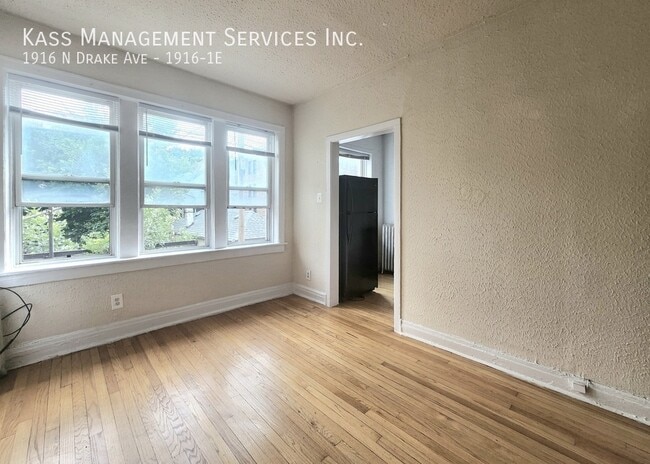 Building Photo - 1916 N Drake Ave