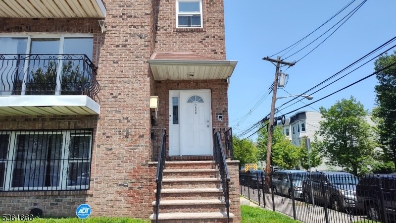 Foto principal - 540 15th Ave