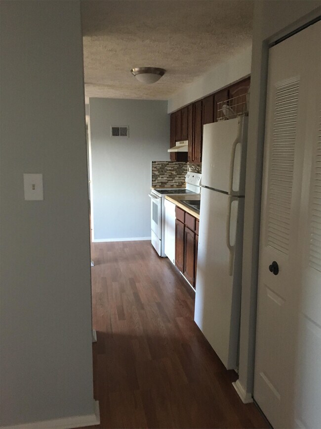 Foto del edificio - 750 Heather Ridge Dr
