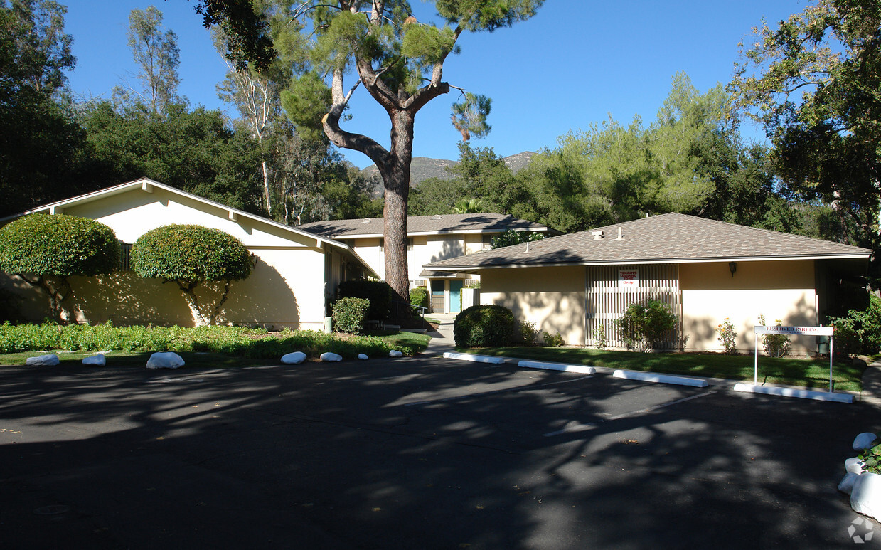 Apartamentos tipo centro turístico - Ojai Gardens