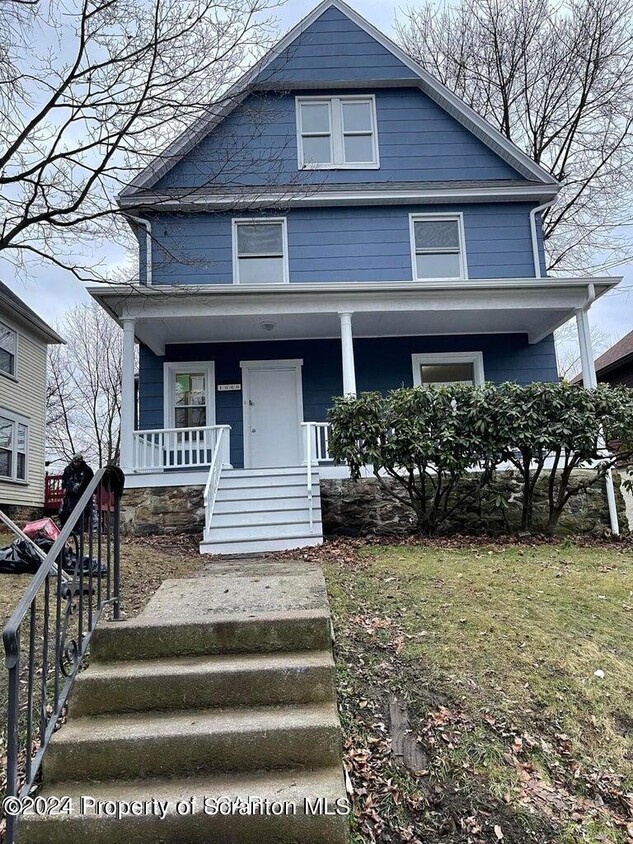 1006 Grandview St, Scranton, PA 18509 Room for Rent in Scranton, PA