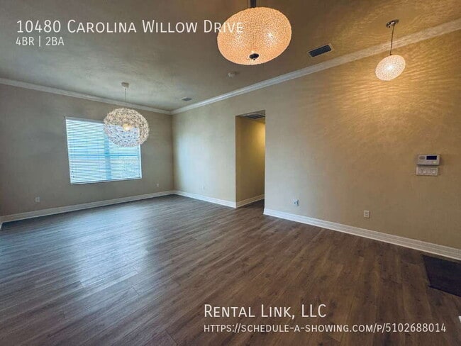 Building Photo - 10480 Carolina Willow Dr