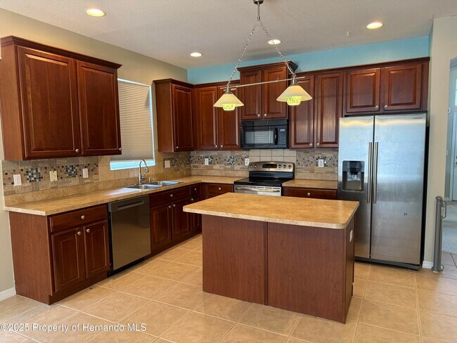 Foto del edificio - 184 Fairmont Dr