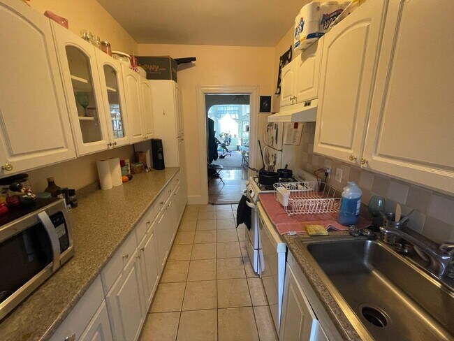 Foto del edificio - 57 Brighton Ave