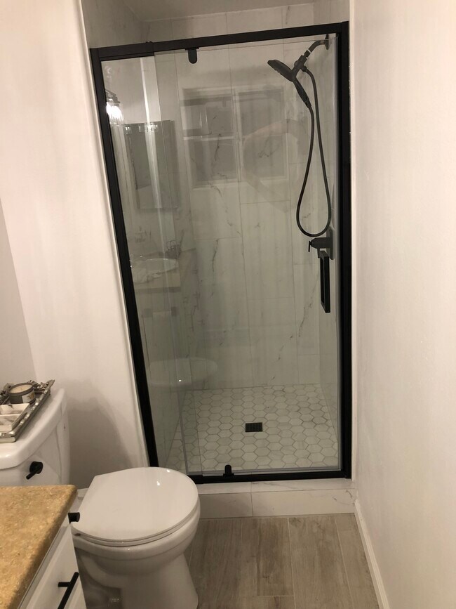 Foto del edificio - 3091 Landen St