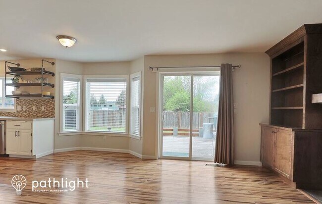 Building Photo - 120 10Th Street SW, Puyallup, WA, 98371