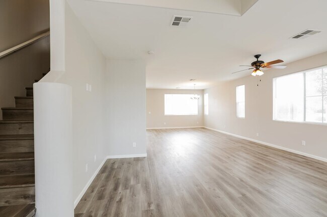 Building Photo - 7233 S 39Th Way