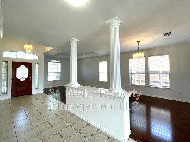 Foto del edificio - 4400 Avebury Dr