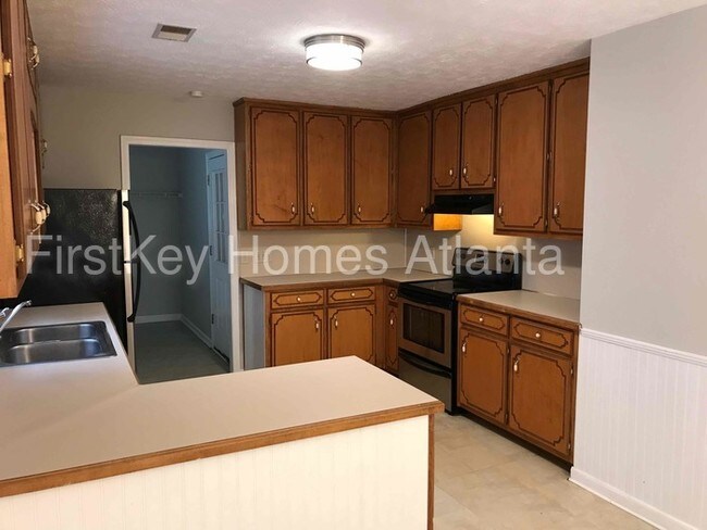 Building Photo - 4174 Timber Trace Rd