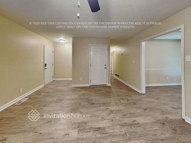 Building Photo - 264 Meek Dr