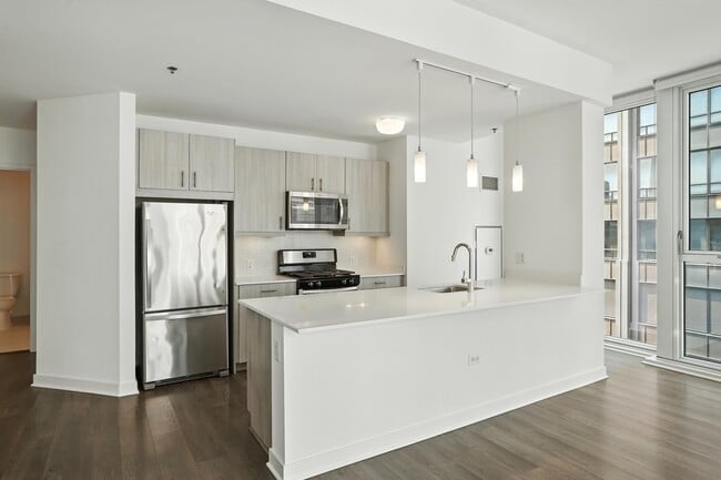 Photo - 29 W Randolph St Apartment