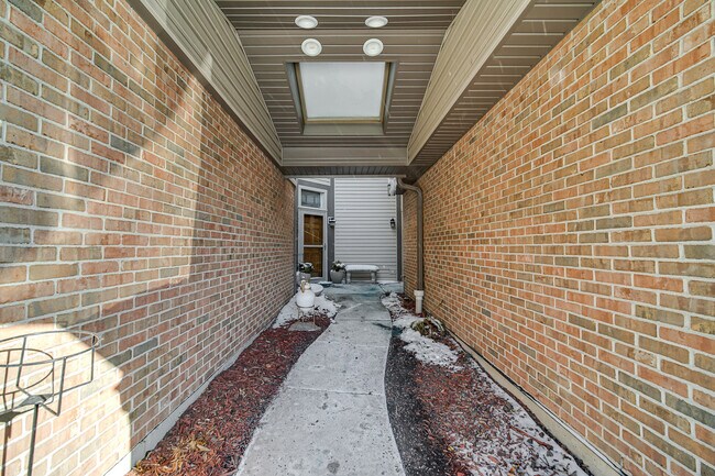 Foto del edificio - 1017 Arbor Ct