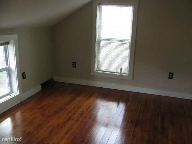 Building Photo - 4 br, 1 bath House - 5315 Hoboken Rd