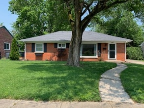 Building Photo - 683 Sheridan Dr