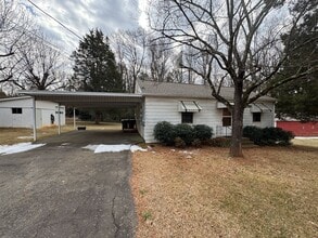 Building Photo - 9019 Reames Rd