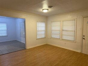 Building Photo - 1420 Harrop Ave