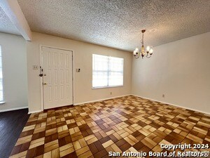 Foto del edificio - 8339 Timberwilde St