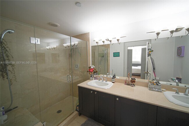 Building Photo - 4100 Salzedo St