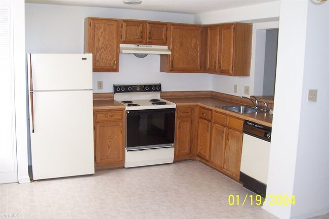 Building Photo - 1704 Ithaca Ln